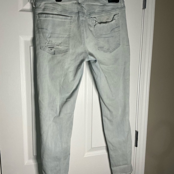 EUC Light Blue Distressed Women Jeggings Size 14 - Picture 6 of 9